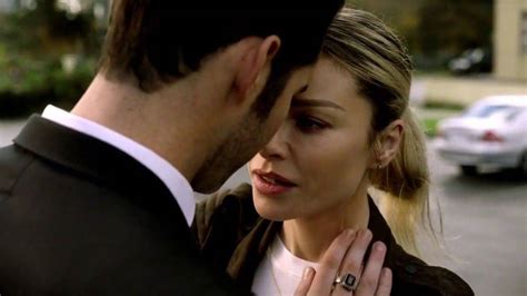 primo bacio tra lucifer e chloe|Il primo bacio tra Chloe e Michael in Lucifer (stagione 5).